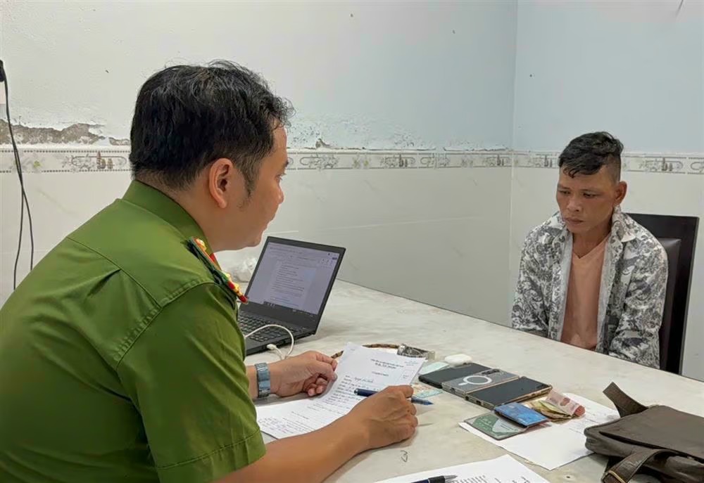 Truy đuổi lúc rạng sáng, phát hiện nhóm đối tượng thực hiện 17 vụ trộm cắp liên tỉnh