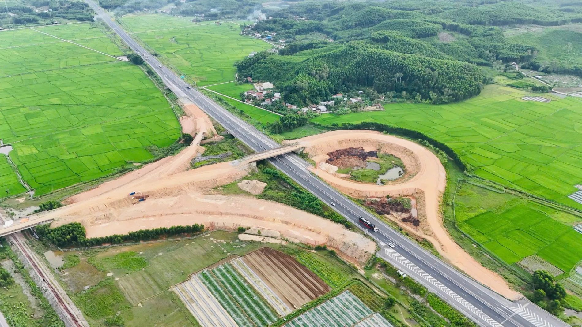 Gấp rút làm nút giao Trì Bình sau nhiều năm đình trệ