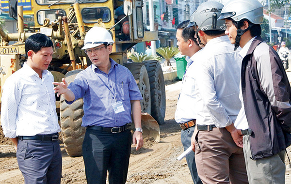 Dồn sức “thông” mặt bằng, sớm cán đích mở rộng QL1 Quảng Ngãi