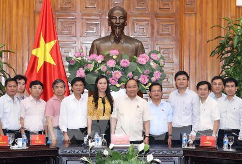 Thủ tướng Nguyễn Xuân Phúc làm việc với tỉnh Quảng Ngãi