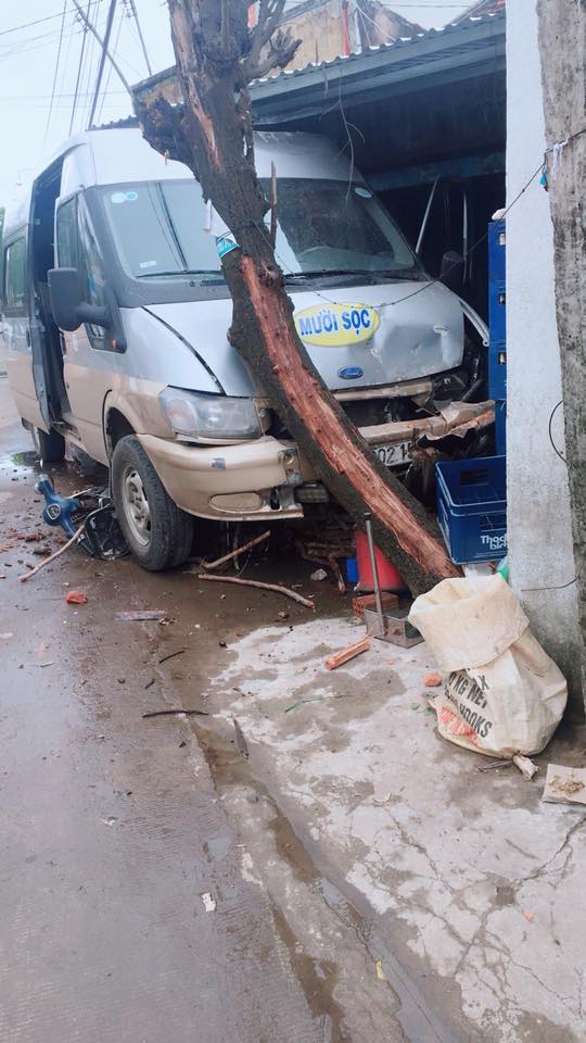 Vụ tai nạn mới xảy ra tại Bình Thới - Bình Sơn - Quảng Ngãi