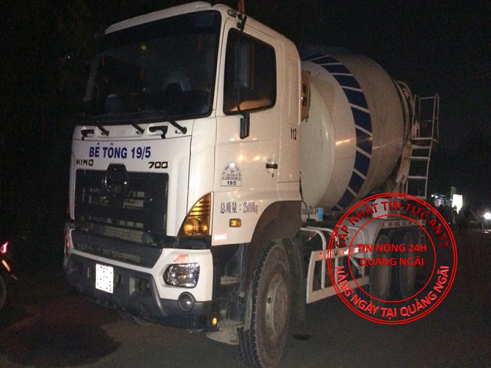 Bình Sơn: XE BỒN TRỘN BÊ TÔNG CÁN CH.ẾT NGƯỜI LÚC NỬA ĐÊM