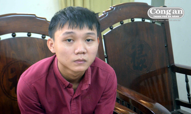 Vượt đèn đỏ, thanh niên gây tai nạn bỏ trốn