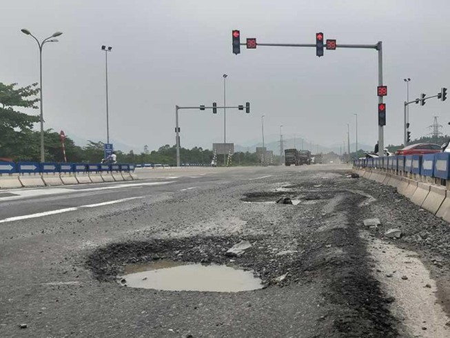 Bộ GTVT cảnh cáo, phê bình nhiều đơn vị vì chậm tiến độ