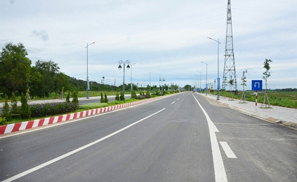 Đầu tư 1.200 tỷ đồng làm 13,3 km đường ven biển Dung Quất - Sa Huỳnh