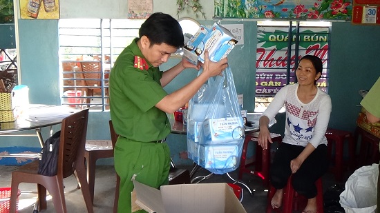 Quảng Ngãi: Gần 4.000 khẩu trang không rõ nguồn gốc bị tạm giữ