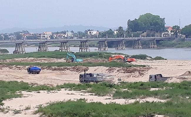 Quảng Ngãi: Nhiều mỏ cát đấu giá thành công nhưng không phù hợp quy hoạch