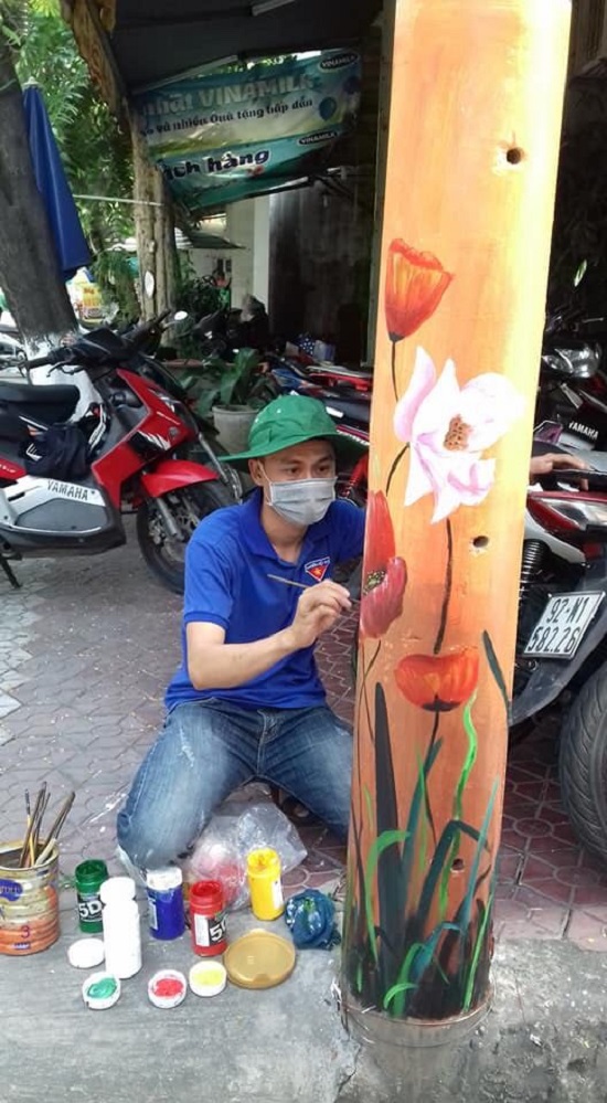 Bích họa trên cột điện ở Quảng Ngãi