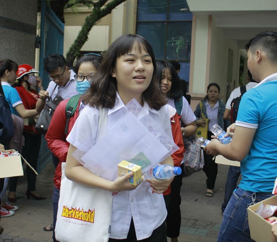 Quảng Ngãi: 40 thí sinh vắng thi môn khoa học tự nhiên