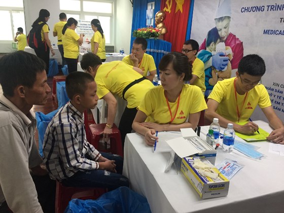 Khám và phẫu thuật miễn phí cho trẻ em bị sứt môi, hở hàm ếch tại Quảng Ngãi