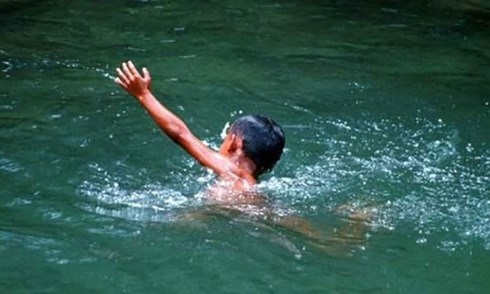Tìm thấy thi thể 1 trong 2 trẻ đuối nước mất tích tại Quảng Ngãi