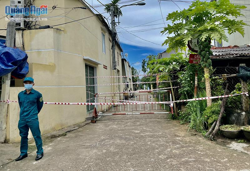 Truy vết tại khu nhà trọ có 10 F0