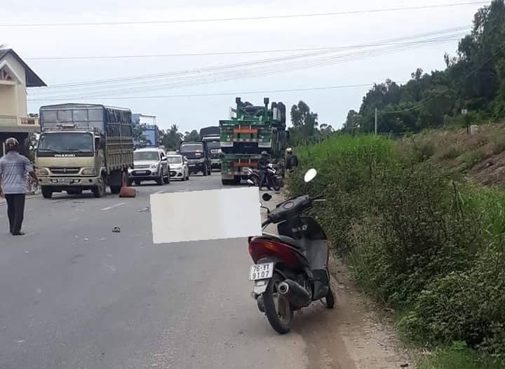 Hai vợ chồng chết thương tâm sau va chạm với xe đầu kéo