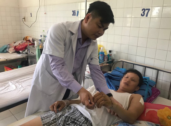 Ghép nối thành công bàn tay bị chém đứt lìa