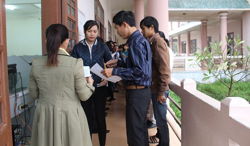 Quảng Ngãi rút thi tuyển công chức về tỉnh