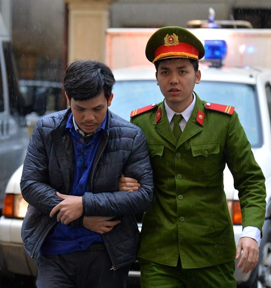 Hà Văn Thắm chỉ đạo chi lãi ngoài để cấu kết hưởng lợi như thế nào?