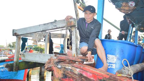 Tàu Trung Quốc đuổi 20 tàu cá Việt Nam: Tình tiết mới