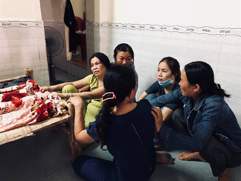 Khám nghiệm tử thi sản phụ ở Quảng Ngãi để tìm nguyên nhân tử vong