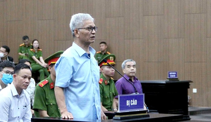 Cựu bí thư Quảng Ngãi Lê Viết Chữ lãnh 7 năm tù