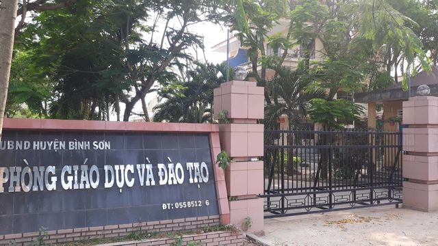 Cán bộ Phòng Giáo dục thu tiền "bồi dưỡng" trái quy định