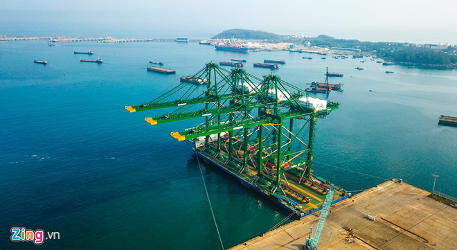 Xây cảng container đón tàu hàng siêu trường, siêu trọng ở miền Trung
